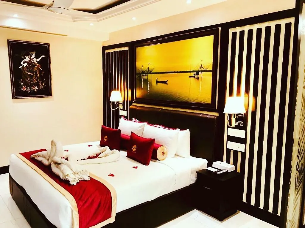 Sajjoys Hotel Varkala